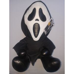 HugMe Ghost Face Shake Action Plush Scream Huggable 14" Doll Black KidRobot NECA